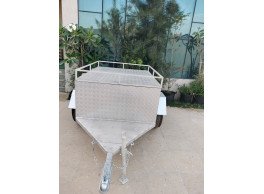 صندوق الأمتعة الخلفي  Towbar Box